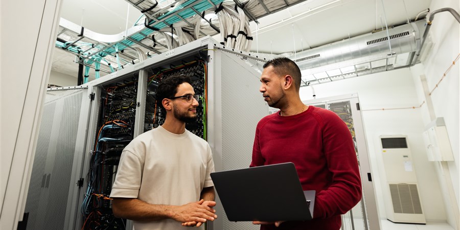 ICT-deskundigen aan het werk