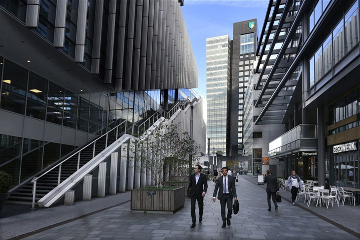 Nederland, Amsterdam, kantoren, ABN Amro, Zuid-as Amsterdam