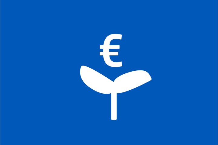 euroteken boven een blad