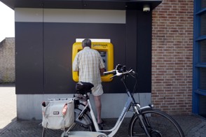 Pinnen bij een geldmaat.