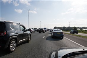 Verkeer op de Nederlandse snelweg