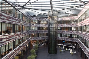 Het atrium van het CBS in Heerlen