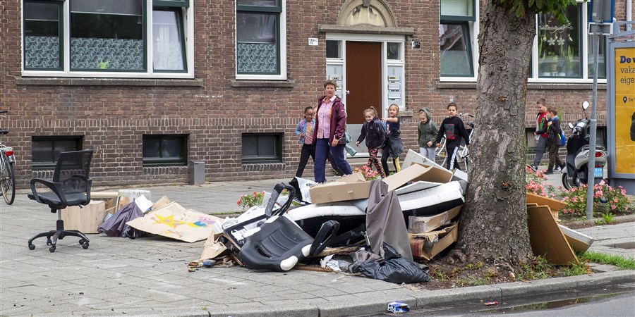 afval op straat in Rotterdam
