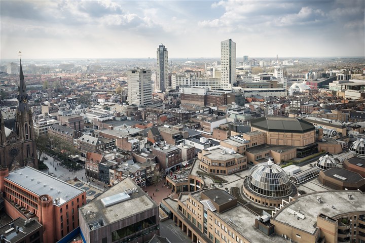 Overzichtsfoto van Eindhoven genomen vanaf de Vestedatoren