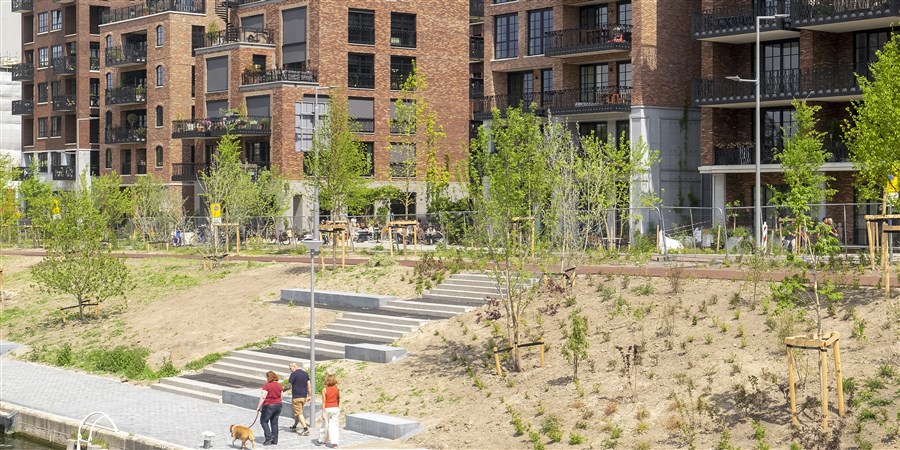 Nieuwbouwappartementen aan de Coolhaven in Rotterdam Het complex heet Little C
