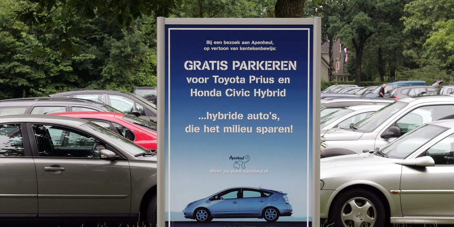 Gratis parkeren voor eerste hybride auto's